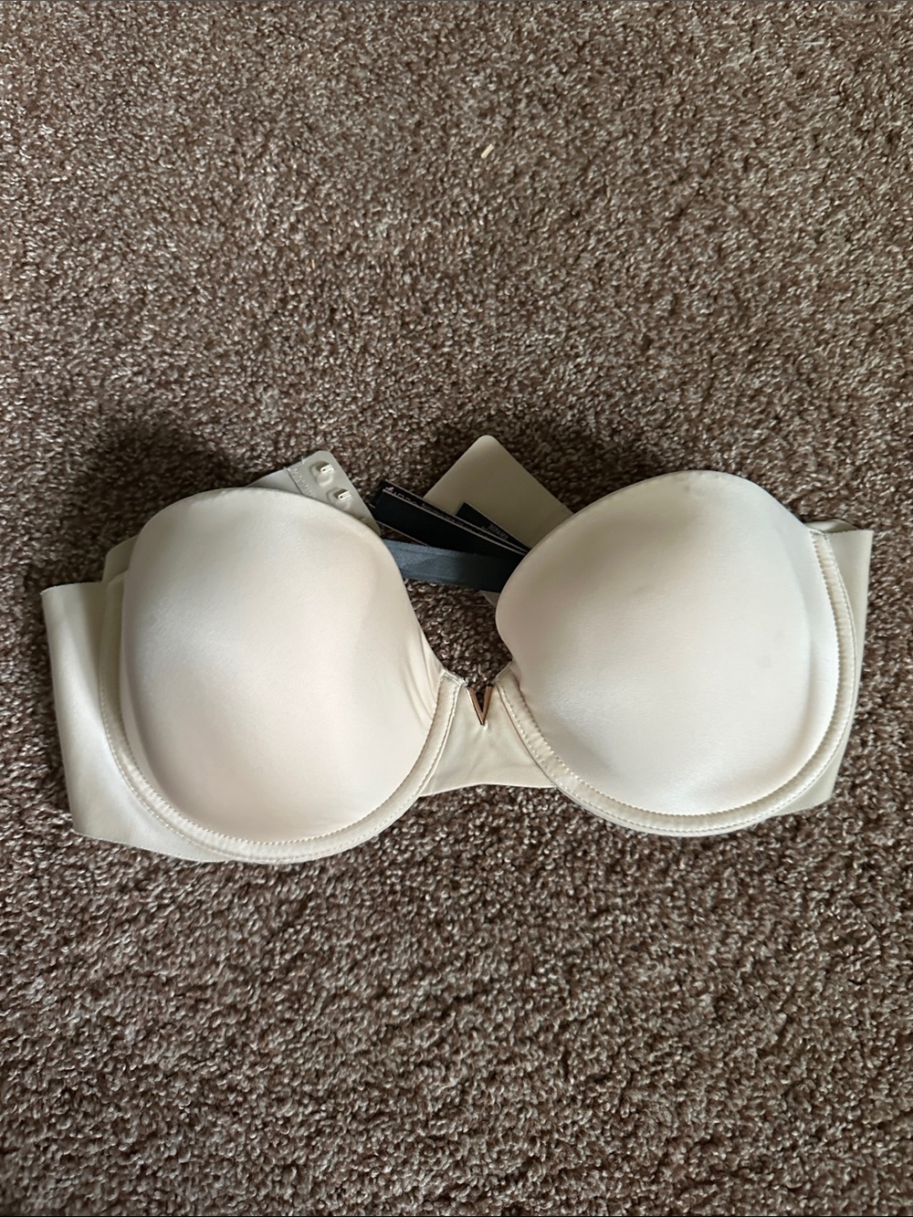 Victoria's Secret Strapless T-Shirt Bra - Ivory/Cream